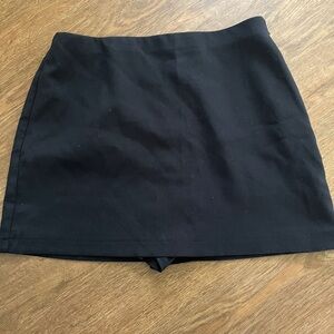 A&F Scarlett Skort- NWT
